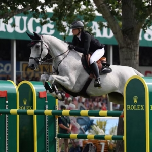 在草地上，沒有兩場比賽是完全一樣的